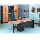 Meja Kantor Uno Classic Series 1